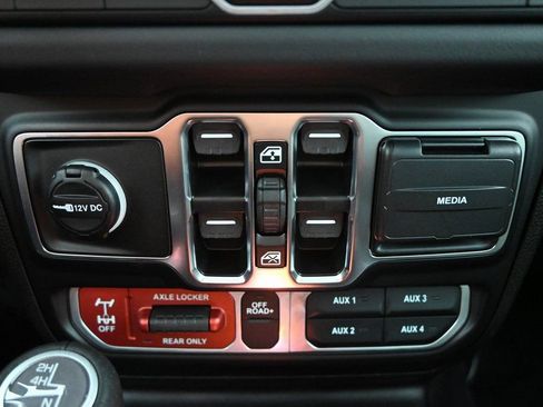 New 2026 Jeep Gladiator Mojave image 29