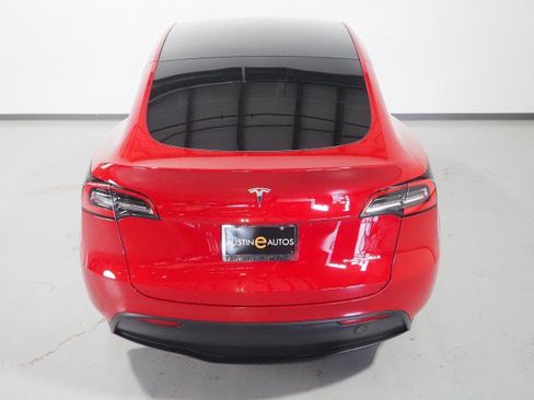 Used 2021 Tesla Model Y Long Range AWD/4WD image 8