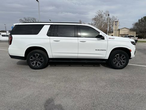 Used 2021 Chevrolet Suburban Z71 w/ Rear Media and Nav Package image 8