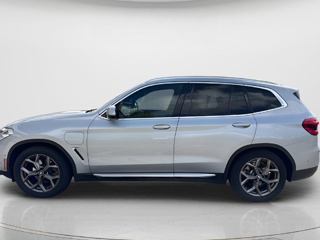Used 2021 BMW X3 xDrive30e w/ Convenience Package AWD/4WD image 2