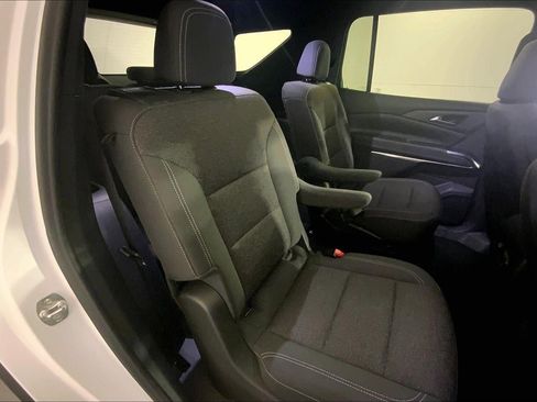 Used 2024 Chevrolet Traverse LT AWD/4WD image 23