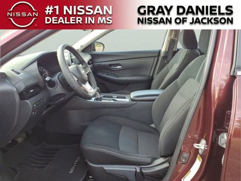 Used 2024 Nissan Sentra SV FWD image 25