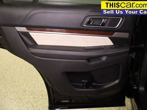 Used 2016 Ford Explorer Platinum image 37