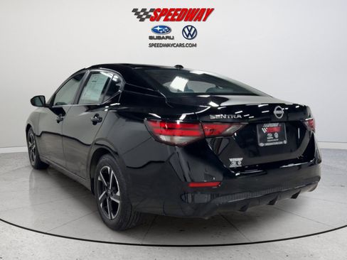 Used 2025 Nissan Sentra SV FWD image 8
