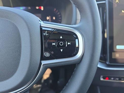 New 2026 Volvo XC90 B6 Plus w/ Protection Package Premier image 28