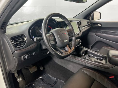Used 2023 Dodge Durango GT AWD/4WD image 9