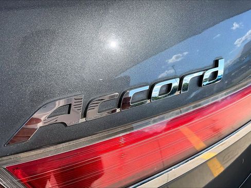 Used 2011 Honda Accord EX-L image 30