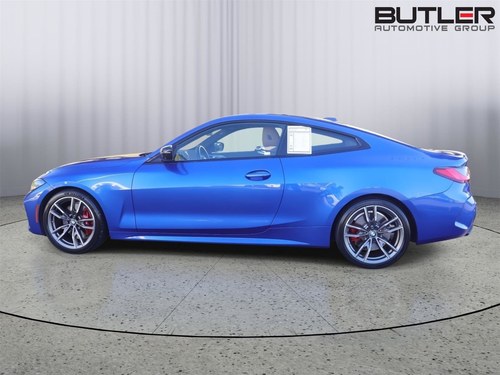 Used 2024 BMW M440i Coupe w/ Premium Package RWD image 3