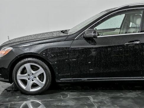 Used 2016 Mercedes-Benz E 350 4MATIC Wagon w/ Premium Package image 6