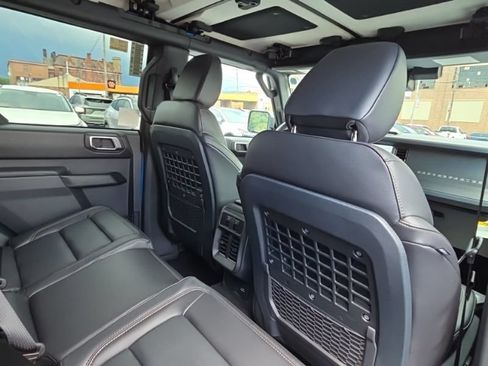 New 2026 Ford Bronco Badlands AWD/4WD image 17
