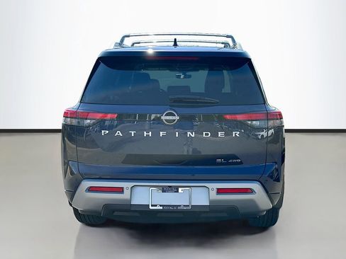 Used 2023 Nissan Pathfinder SL image 6