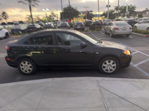 Used 2007 MAZDA MAZDA3 i Sport image 3