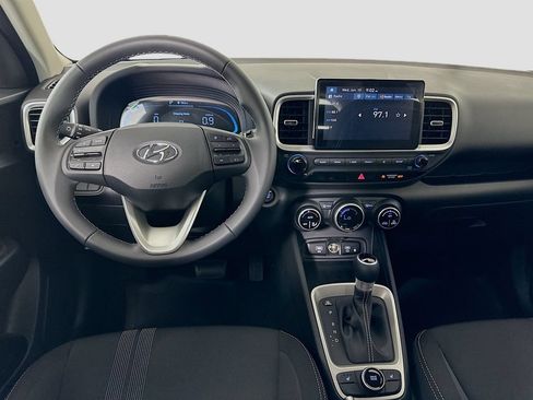 New 2026 Hyundai Venue SEL FWD image 17
