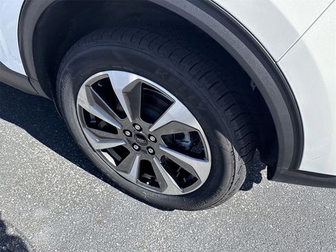 Used 2023 Ford Escape Platinum image 19