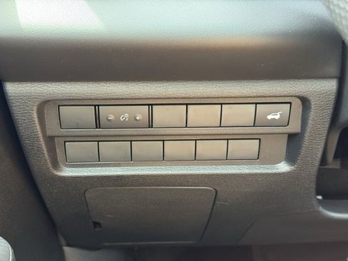 New 2025 Mitsubishi Outlander AWD image 23