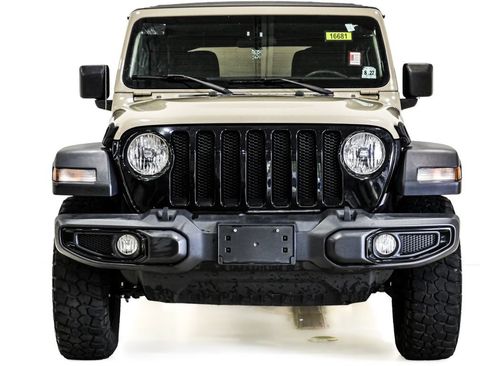 Used 2022 Jeep Wrangler Unlimited Sport AWD/4WD image 2