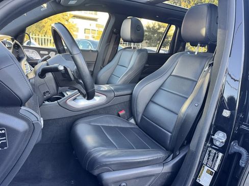 Used 2021 Mercedes-Benz GLS 450 4MATIC image 18