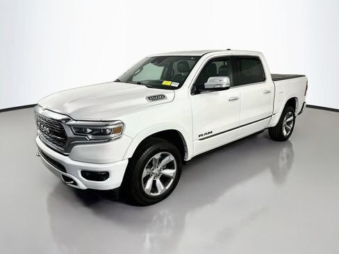 Used 2021 RAM 1500 Limited w/ Body Color Bumper Group AWD/4WD image 3