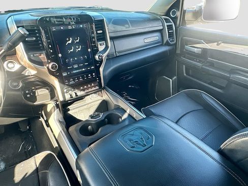 Used 2022 RAM 3500 Laramie AWD/4WD image 24