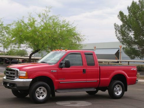 Used 2000 Ford F250 4x4 SuperCab Super Duty image 1