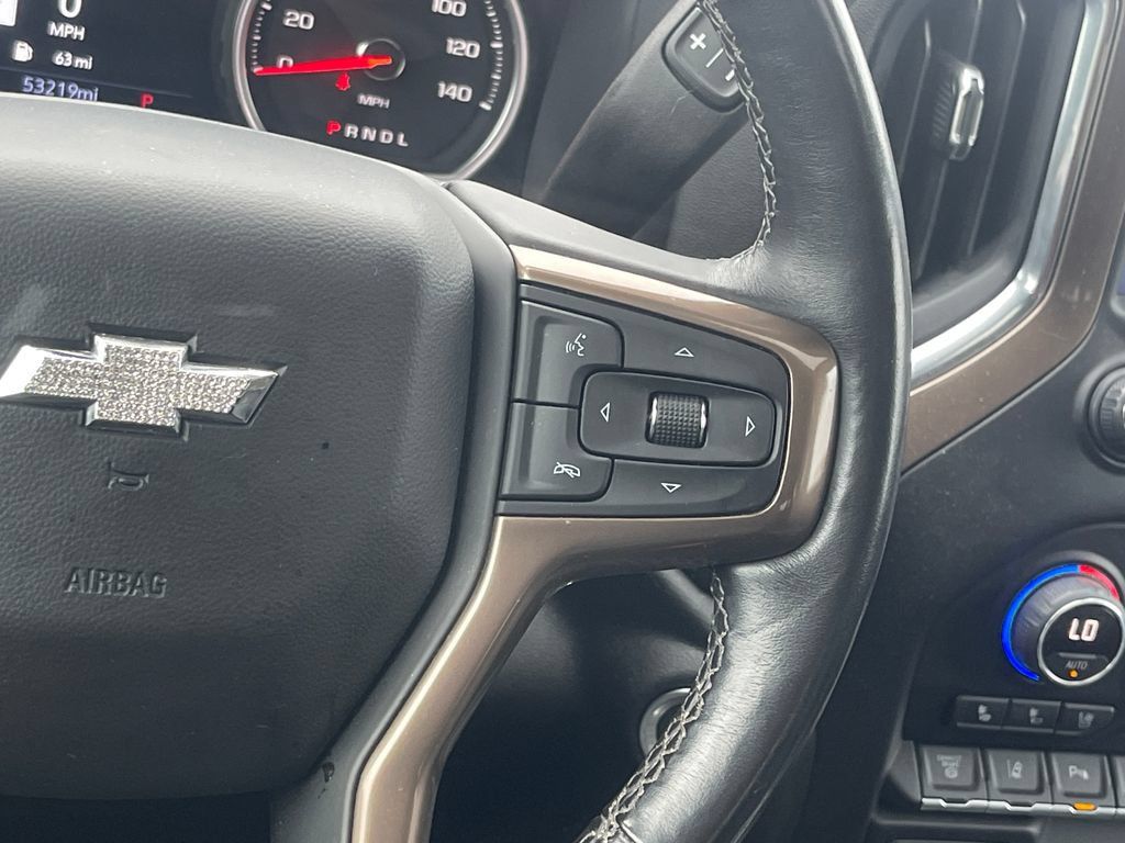 Used 2022 Chevrolet Silverado 3500 High Country w/ Technology Package AWD/4WD image 23