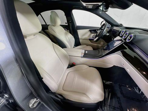 Used 2022 Mercedes-Benz C 300 4MATIC Sedan image 28