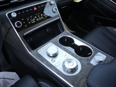 Used 2025 Genesis GV80 2.5T Prestige image 28