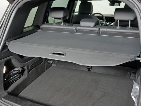 Certified 2022 Mercedes-Benz GLB 250 4MATIC image 36
