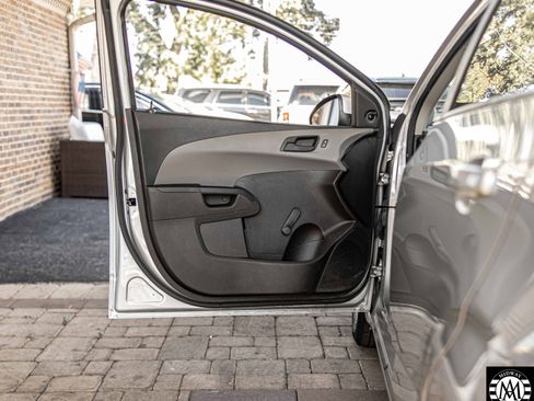 Used 2017 Chevrolet Sonic LS image 26