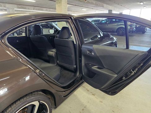 Used 2016 Honda Accord LX image 29