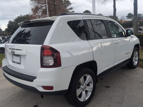 Used 2016 Jeep Compass Sport w/ Power Value Group image 10
