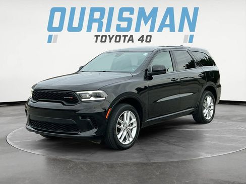 Used 2023 Dodge Durango GT image 2