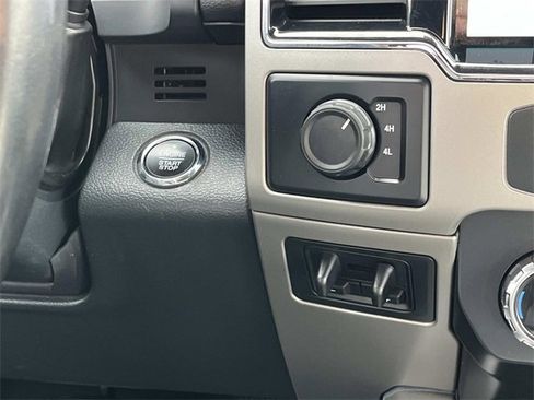 Used 2022 Ford F350 Lariat w/ Lariat Ultimate Package image 22