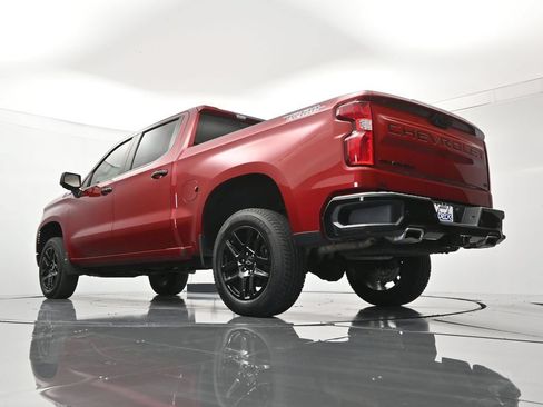 Used 2022 Chevrolet Silverado 1500 LT Trail Boss w/ LT Trail Boss Premium Package AWD/4WD image 44