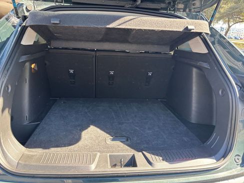 Used 2025 Chevrolet Trax LT image 26