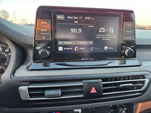 Used 2021 Kia Seltos LX image 12