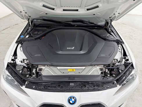 Certified 2023 BMW i4 eDrive40 RWD image 18