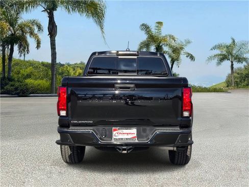 Used 2024 Chevrolet Colorado Trail Boss w/ Advanced Trailering Package image 5