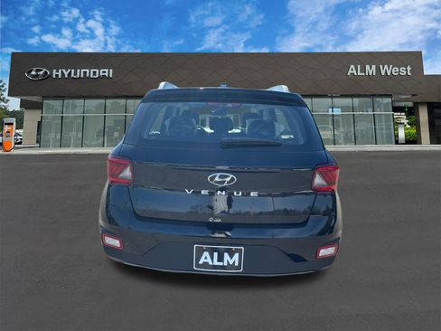 New 2026 Hyundai Venue SEL image 6