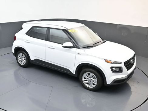 Certified 2026 Hyundai Venue SE FWD image 14