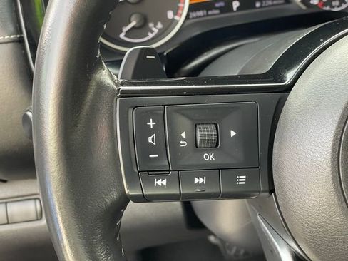 Certified 2023 Nissan Pathfinder SL AWD/4WD image 15