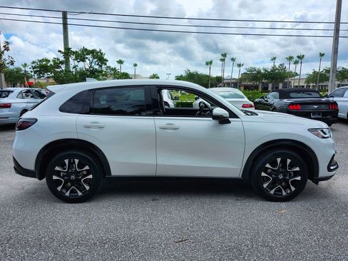 New 2026 Honda HR-V EX-L image 7