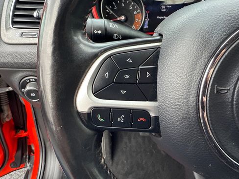 Used 2018 Jeep Compass Trailhawk w/ Safe & Security Group image 32