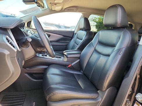 Used 2023 Nissan Murano SV FWD image 13