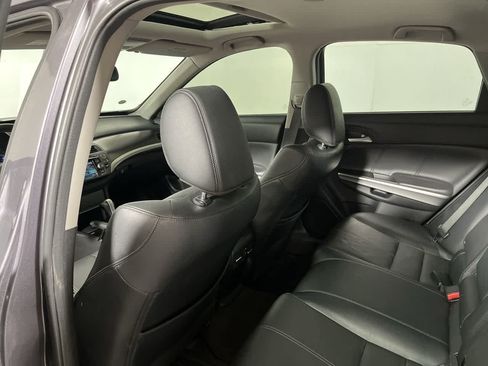Used 2015 Honda Crosstour EX-L image 25