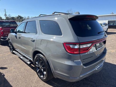 Used 2022 Dodge Durango R/T image 4