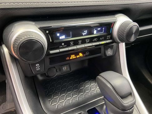 Certified 2024 Toyota RAV4 LE AWD/4WD image 22