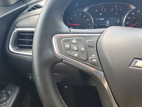 Used 2024 Chevrolet Equinox LT FWD image 19