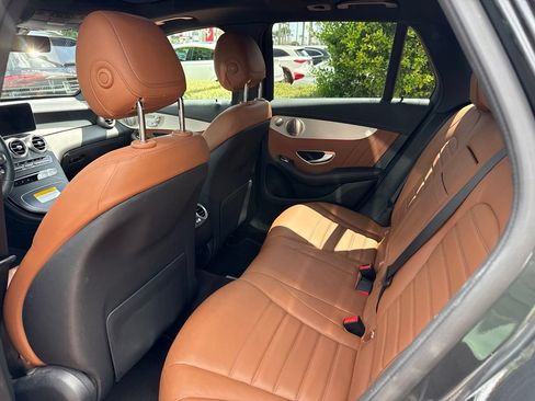 Used 2022 Mercedes-Benz GLC 43 AMG 4MATIC image 6