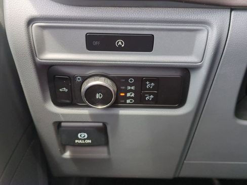 Used 2025 Ford F150 XLT w/ Equipment Group 301A Standard RWD image 16